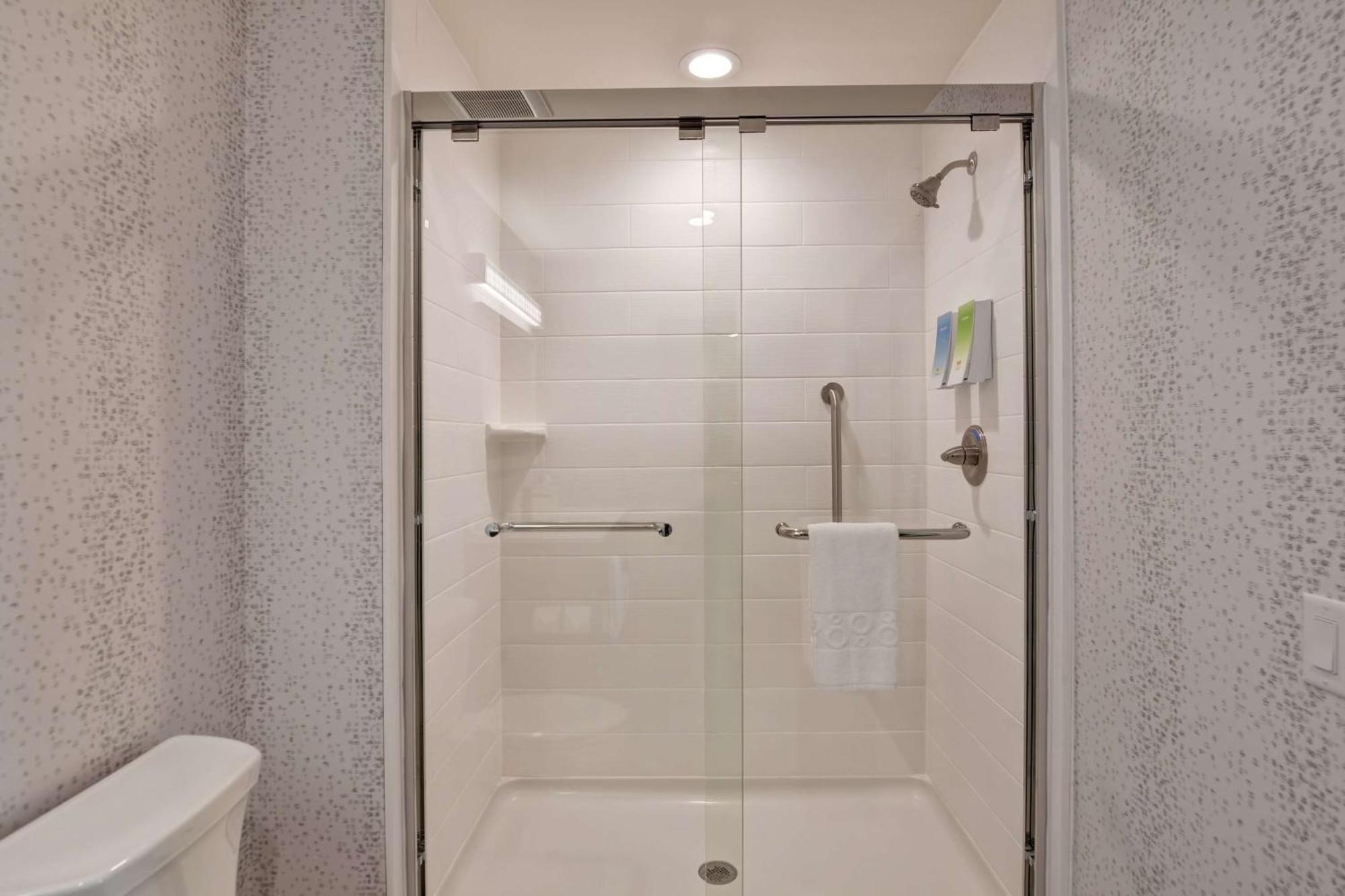 Home2 Suites By Hilton Hot Springs Exterior foto